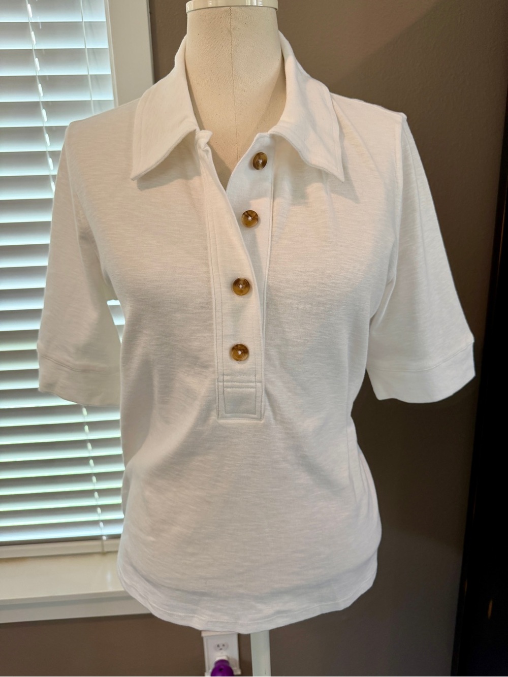 Banana Republic NWT White Short-Sleeve Button-Down Polo Top